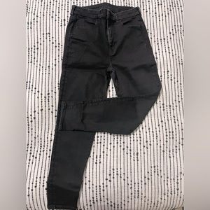 Black denim A&E skinny jeans in US Size 10.